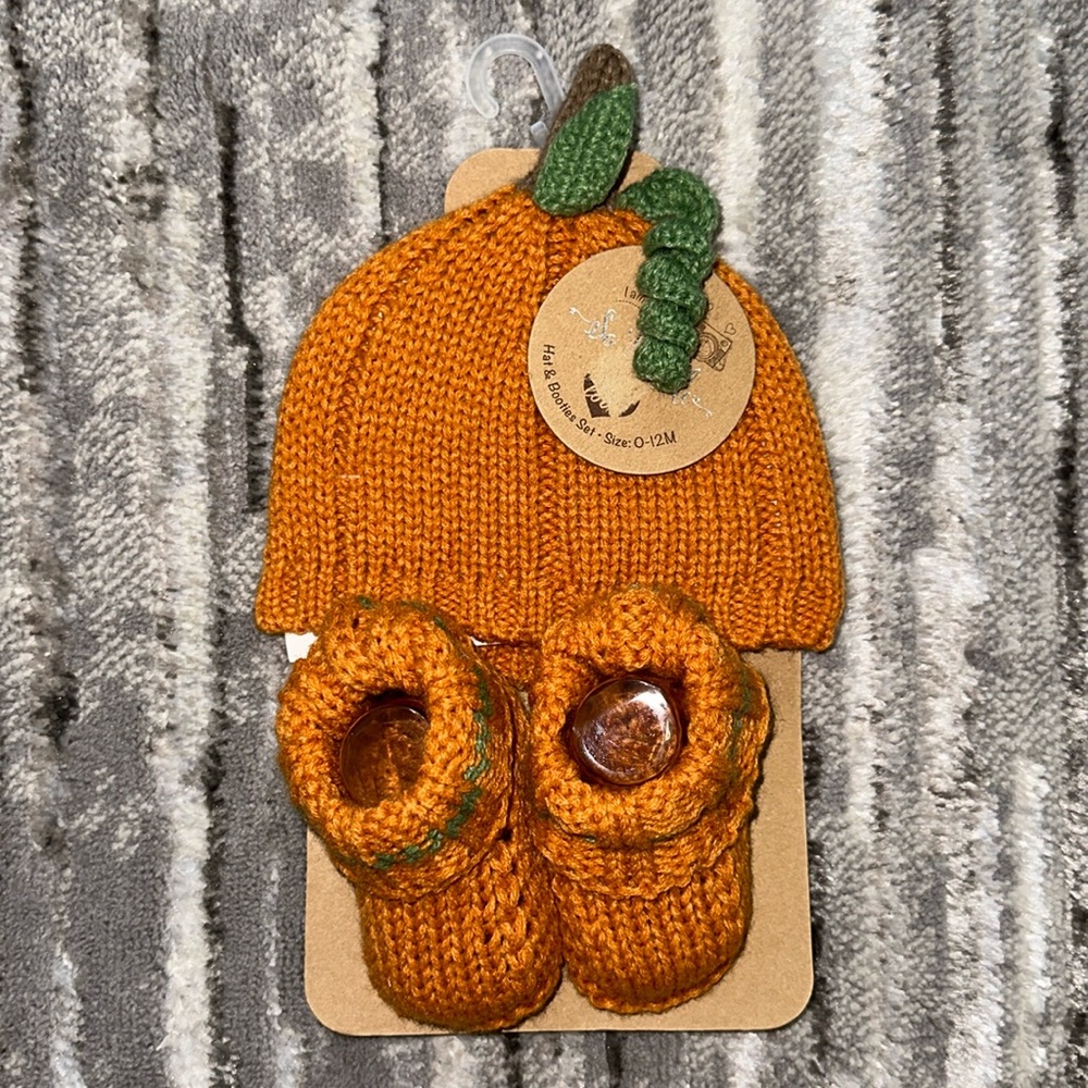 Hat & Booties Set
